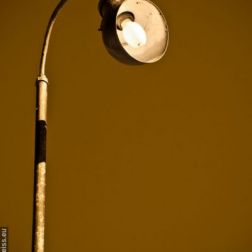 Lampe auf einem Schuppen